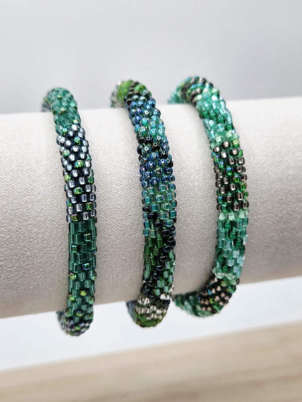 Emerald Green Beaded Bracelet Trio - Unbranded - Picture 5 of 9